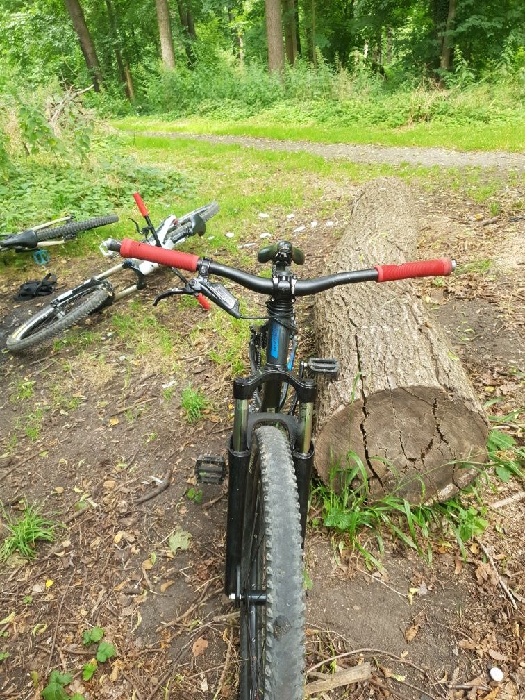 Rower dirt rockrider