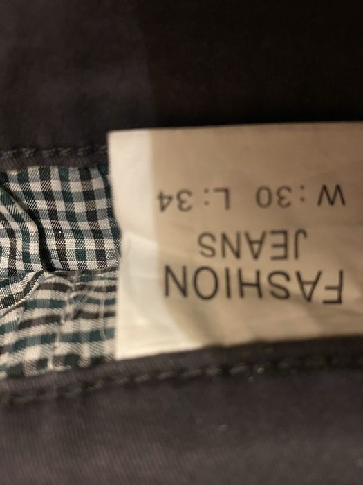 Віддам джинси жіночі