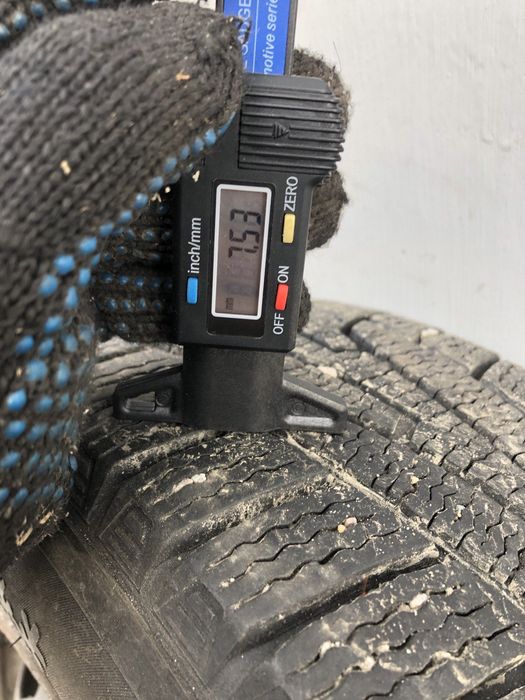 Продам гуму кумха 195/65r15 з дисками
