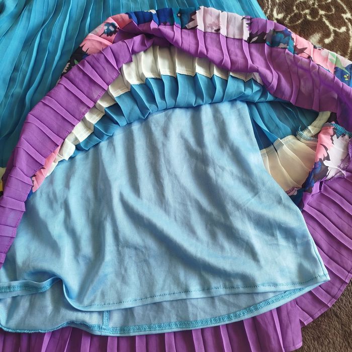 Платье плиссе S размер шифон