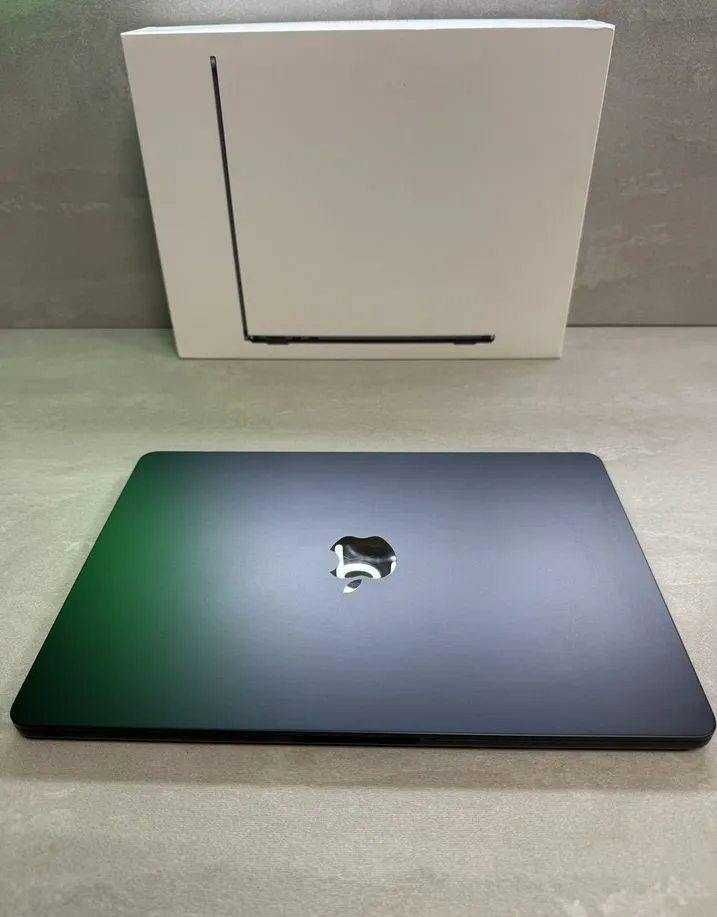 Macbook Air 13 m2 midnight 256/8