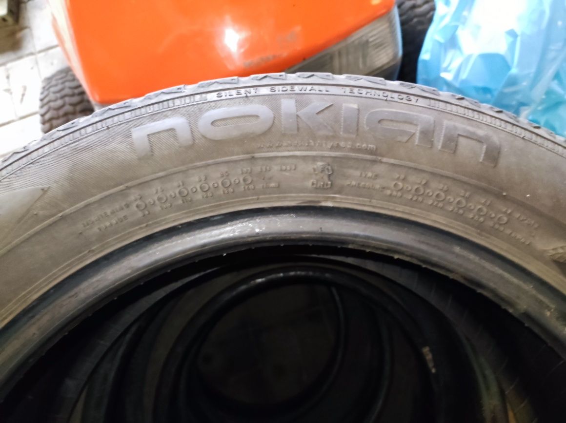 2szt. Opony zimowe Nokian 205/55/R16