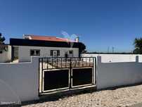 Moradia T3 em Reconstrução na Jardia, Montijo