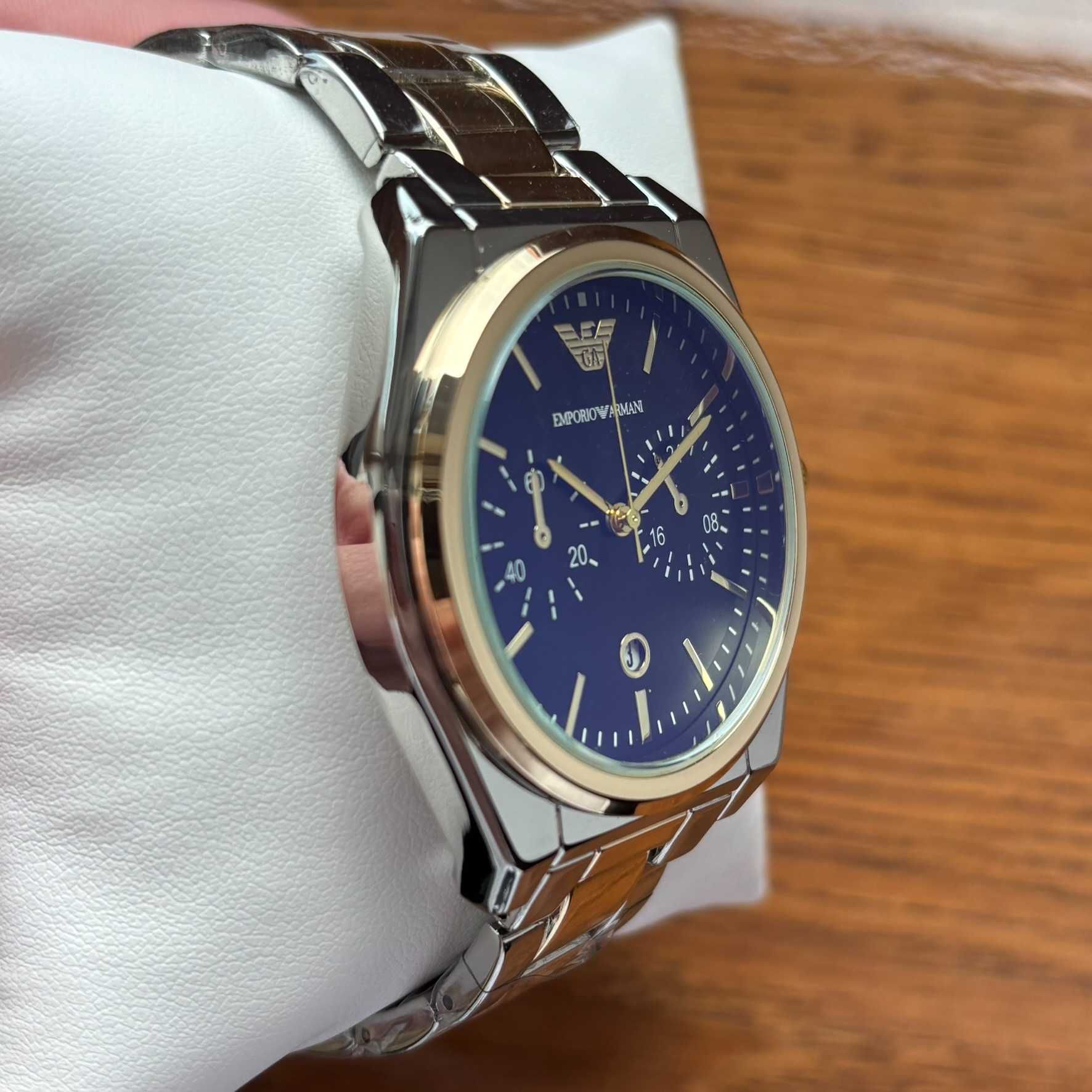 Чоловічий годинник Emporio Armani комбінованого кольору з датою