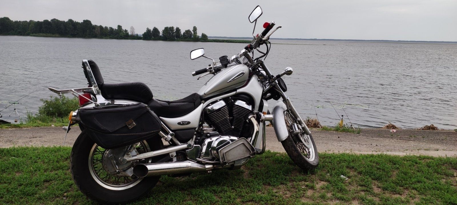 Мотоцикл Suzuki intruder vs 800