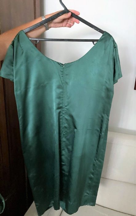 Vestido Antigo em verde