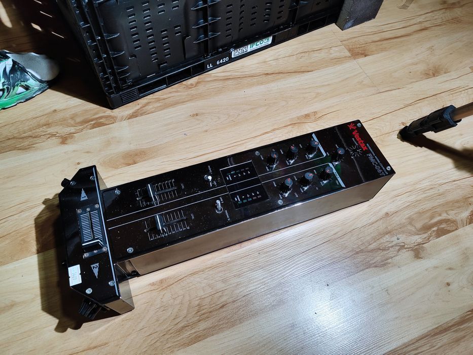 Мікшер Vestax PMC-06T (1409)