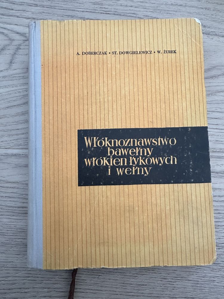 Włóknoznawstwo bawełny włókien łykowych i wełny