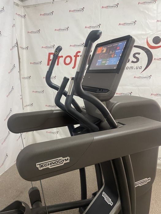 Адаптивний тренажер, орбітрек 3в1 TechnoGym Vario Artis. На гарантії