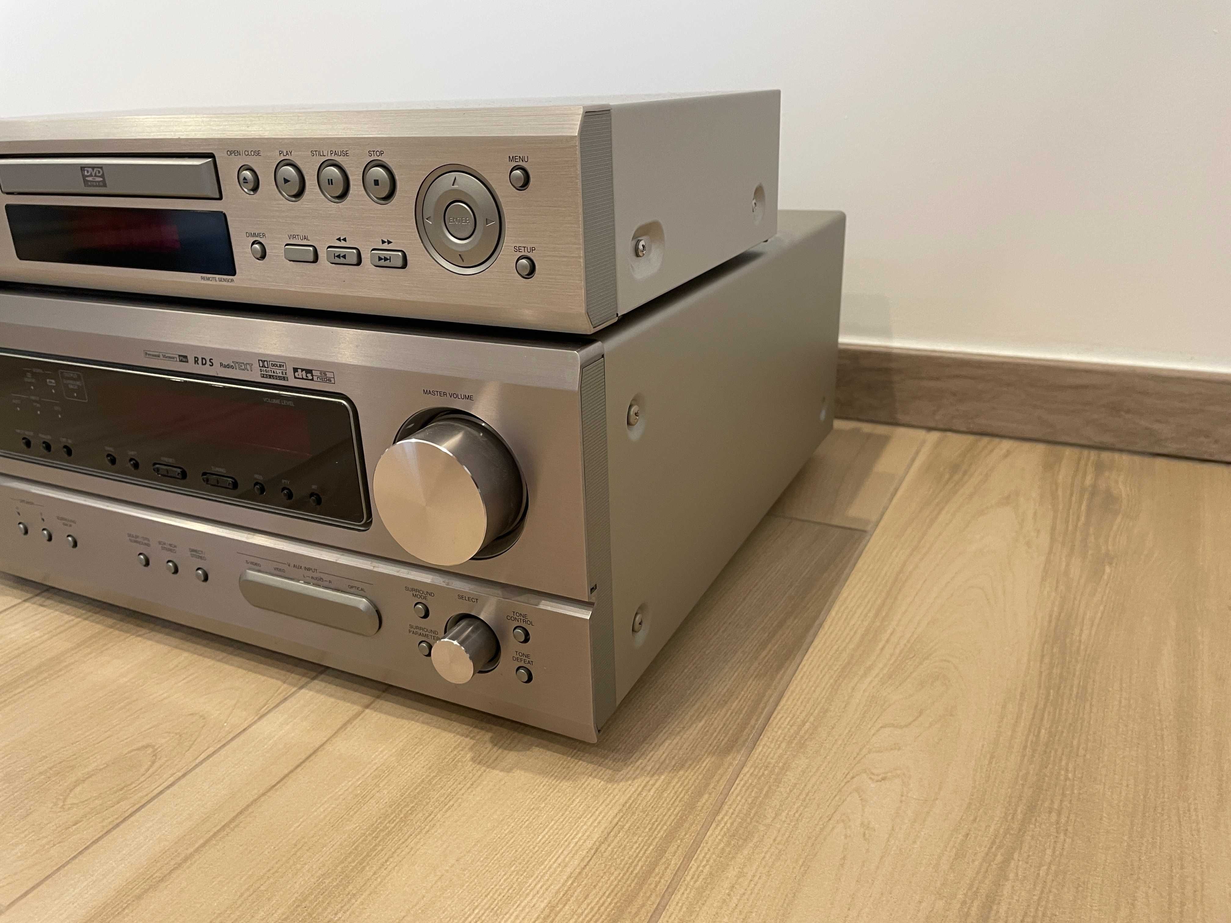 Zestaw Denon: amplituner AVR-1804 i odtwarzacz DVD-700 + 2 piloty