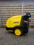 KARCHER HDS 8/18-4M Myjka ciśnieniowa gorącowodna