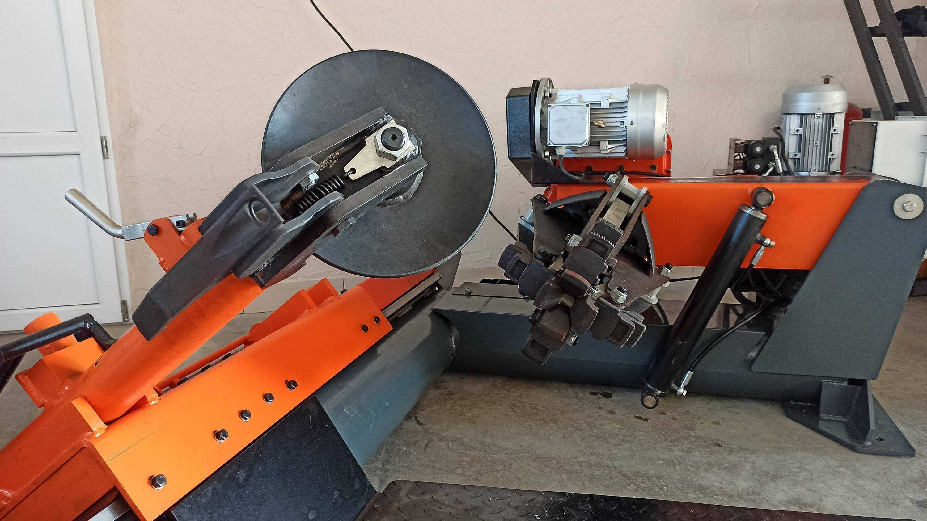 Грузовой шиномонтажный стенд  14-56" Well Kraft 8970C