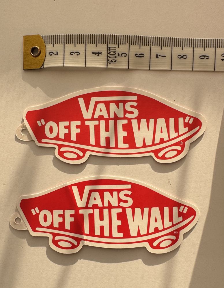 Naklejka | sticker | VANS „off the wall” | kolor czerwony
