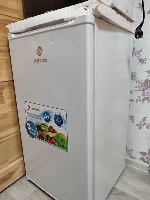 Холодильник INTERLUX ILR-0093W.