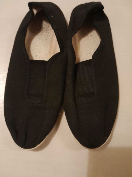 Sapatilhas ginástica, 34