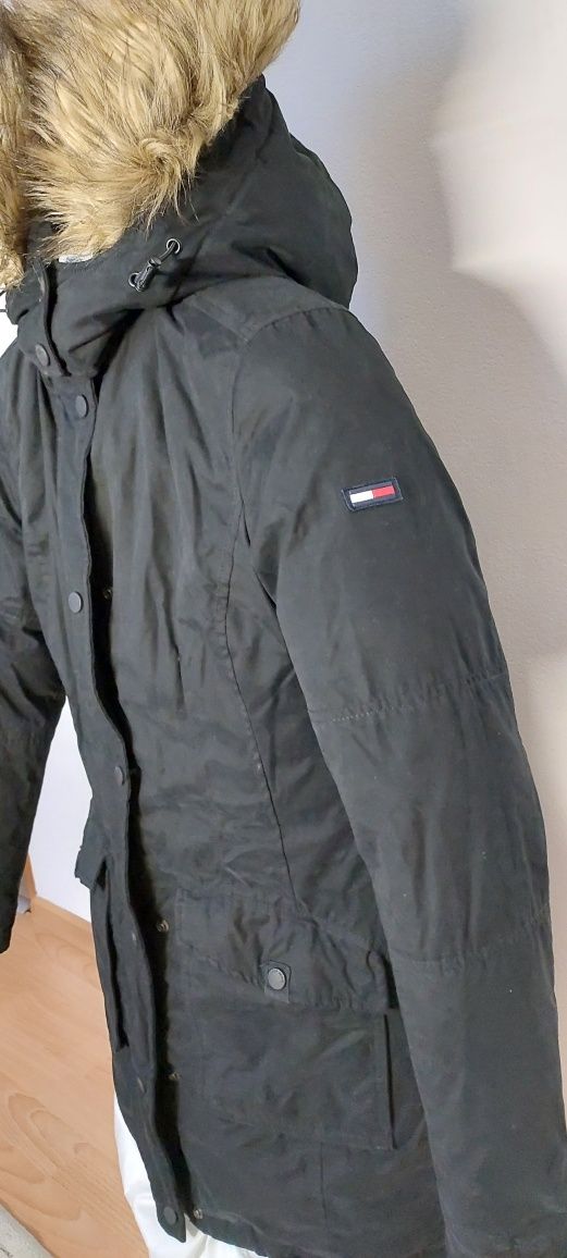 Zimowa damska kurtka Tommy hilfiger  XS S