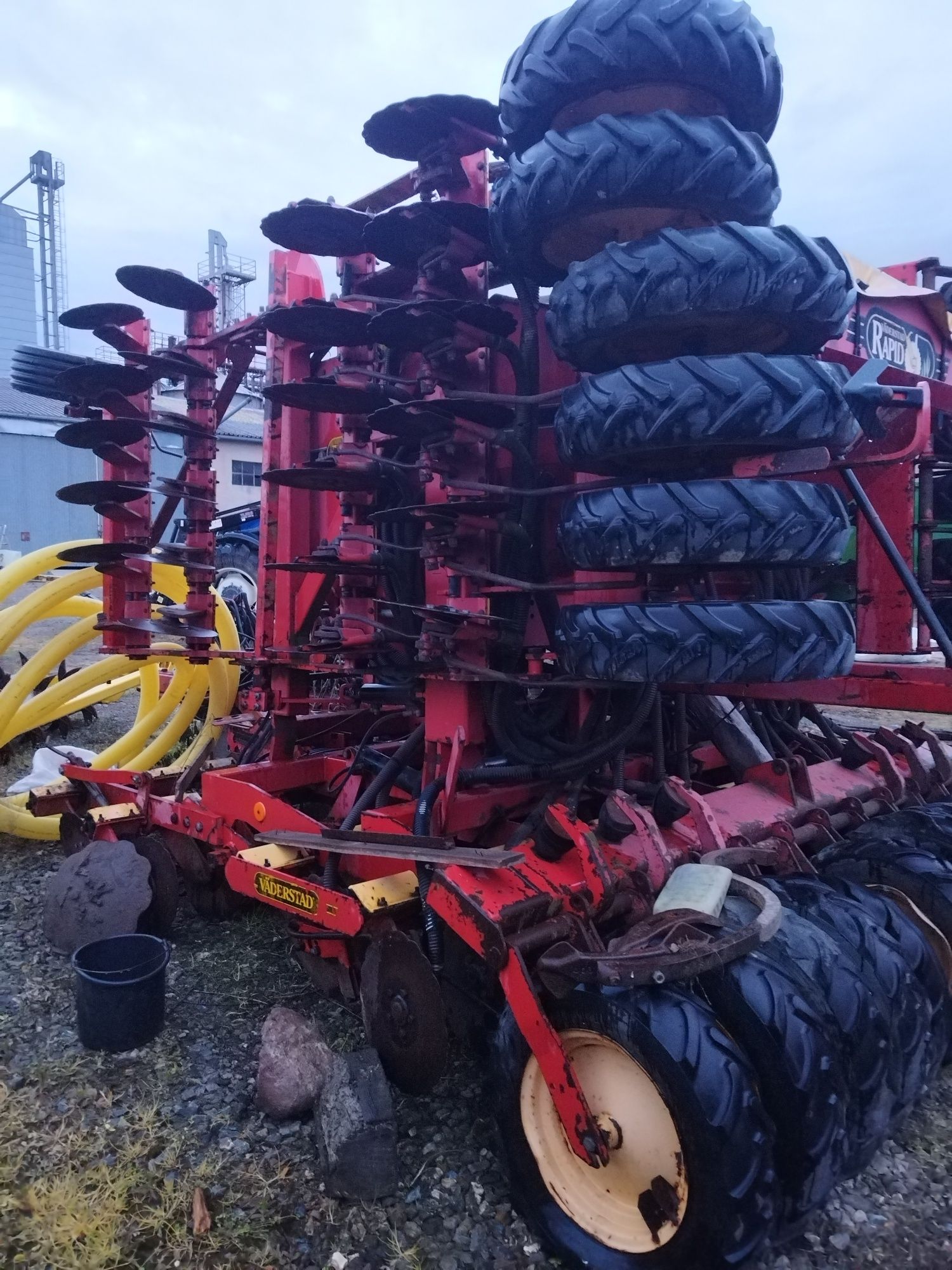 Siewnik vaderstad rapid 600f  redlice talerzowe