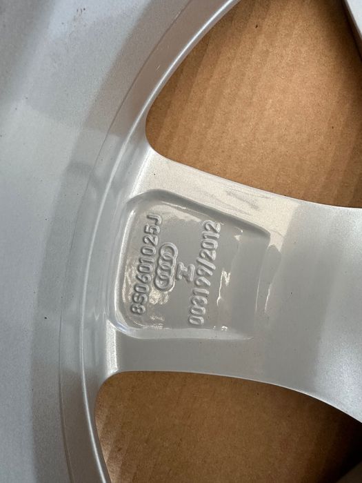 Oryginalne nowe alufelgi Audi 5 x 112 et 47 7.0j 57.1  17 cali