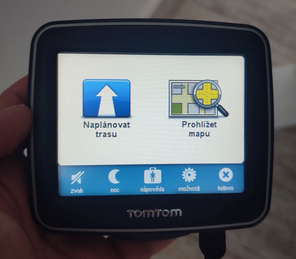 Навігатор TOMTOM