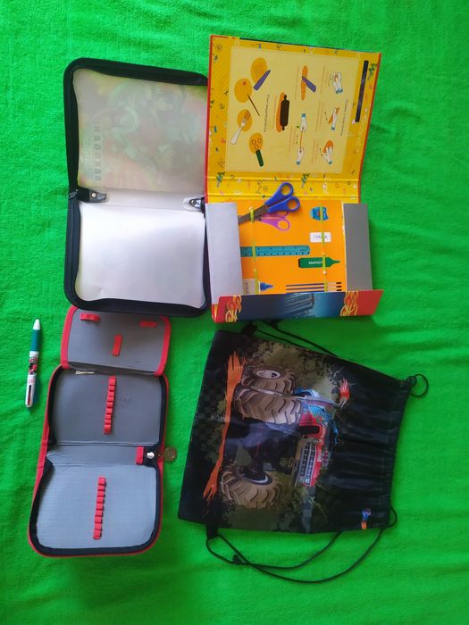 Папка для труда, тренажёр для письма, сумка для сменки, пенал Хотвилс