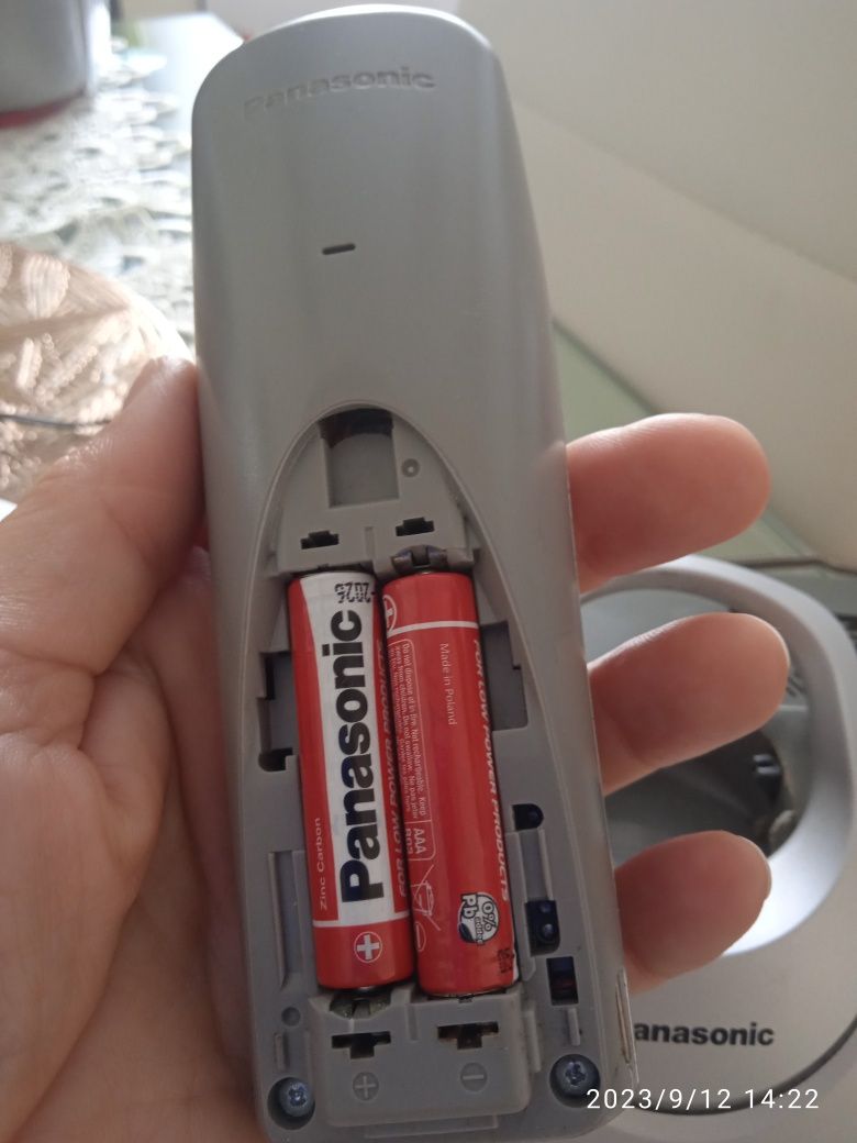Telefon stacjonarny słuchawkowy