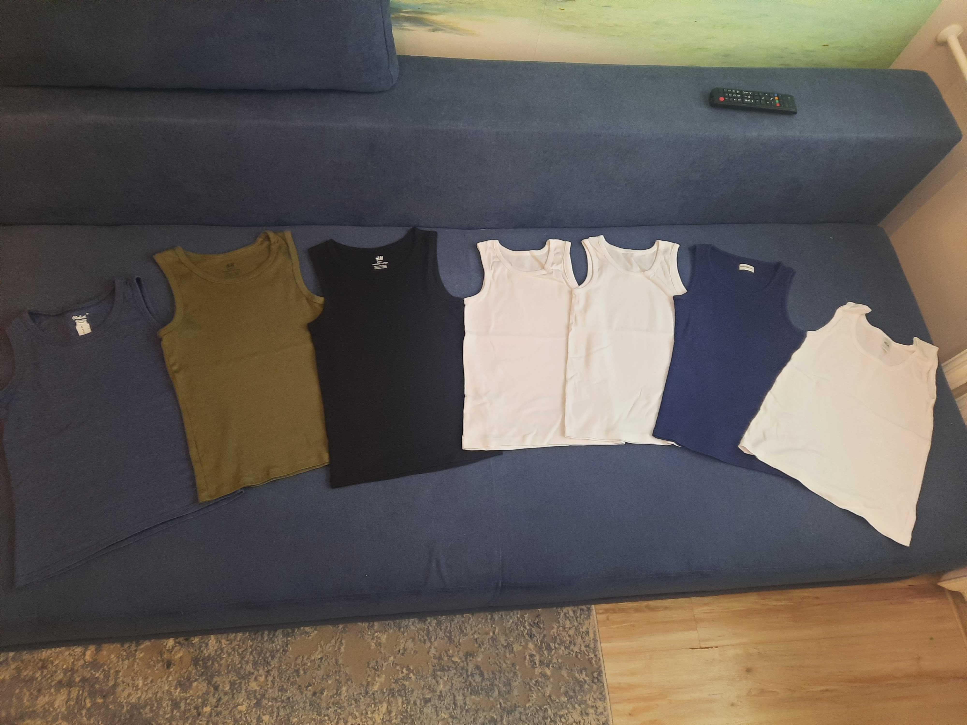 Koszulki podkoszulki na ramiaczkach 134/140 jak nowe i nowe