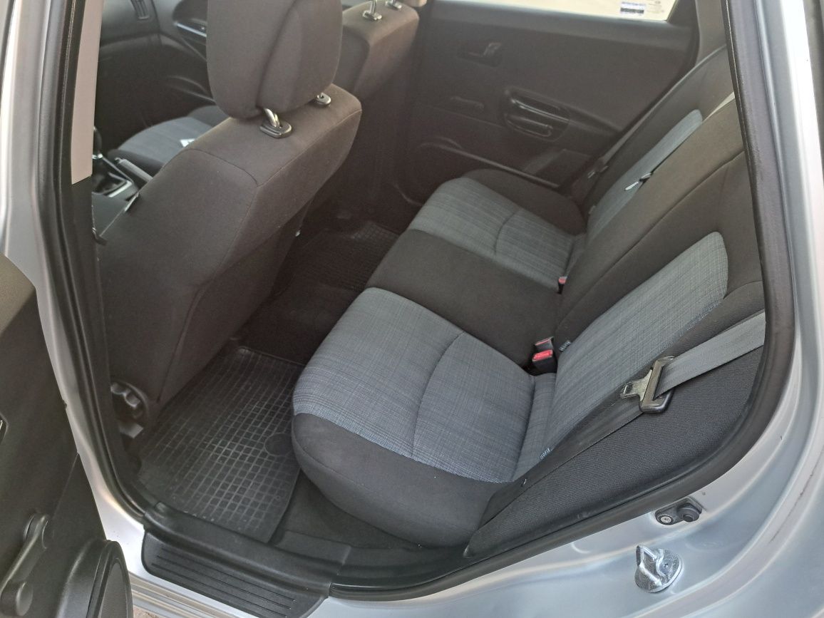 Kia Ceed 2010r lift 1.6 B . 125km
