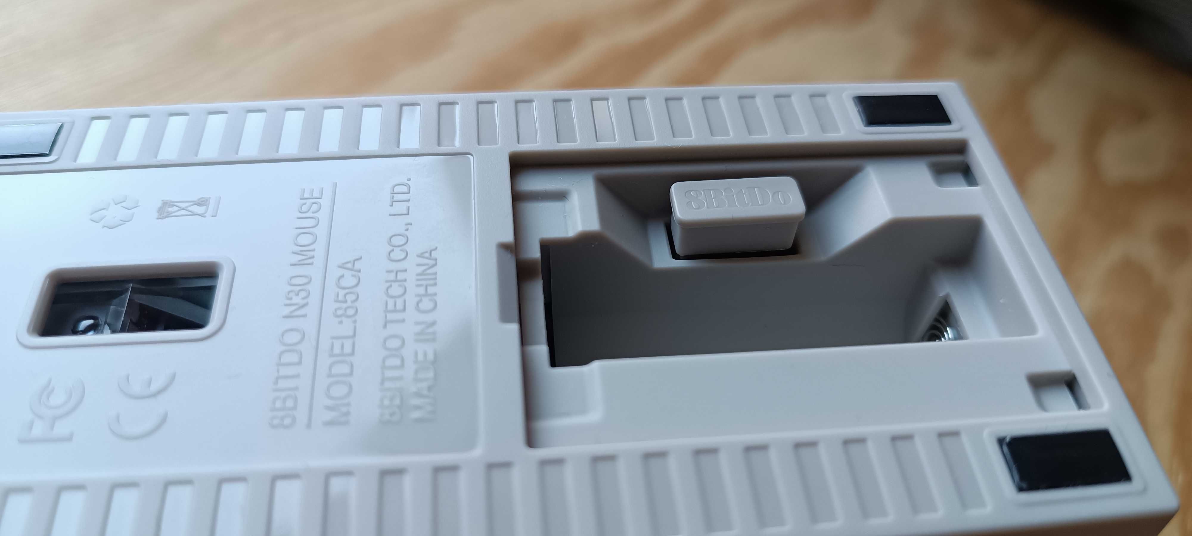 8BitDo N30 Bezprzewodowa mysz komputerowa