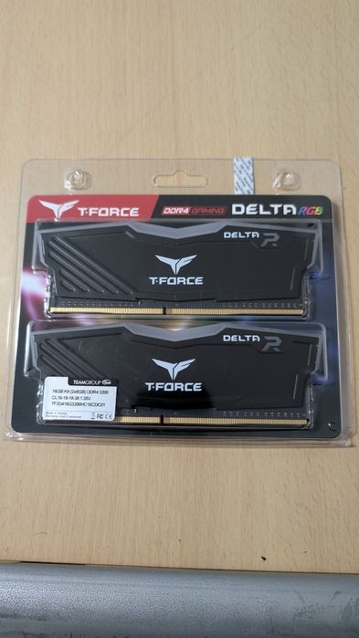 RAM DDR4 16GB (2×8GB) 3200MHz CL16 T-Force Delta RGB como novo