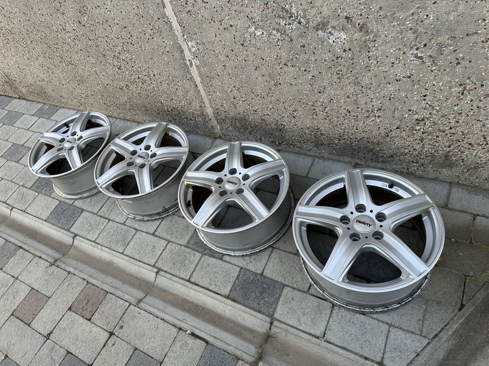 Диски 5x112 r16 Audi A3 A4 A6 volkswagen passat golf skoda octavia A5