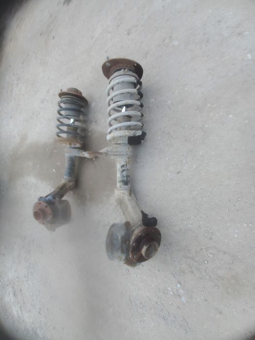 Продам стойки передние ланос. сенс.