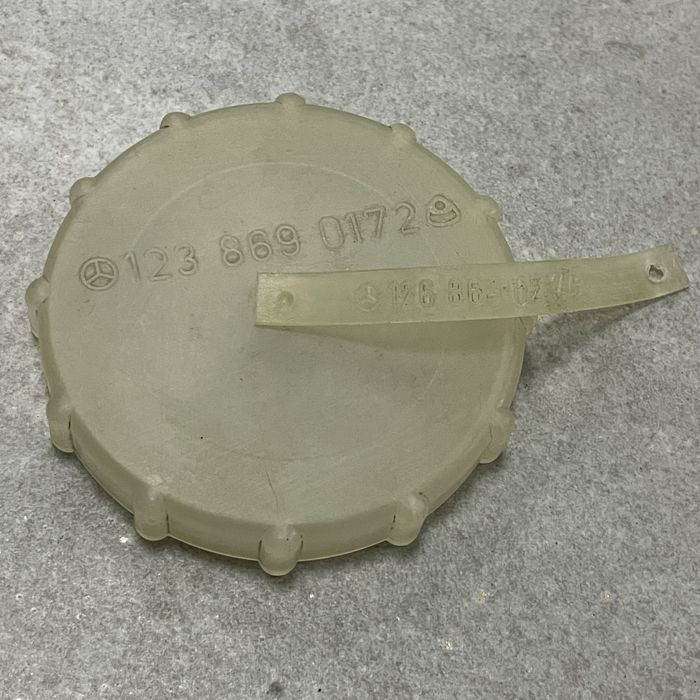 Бачок омивача 126 Mercedes 1268690820 1238690172 1268690214 1268690608