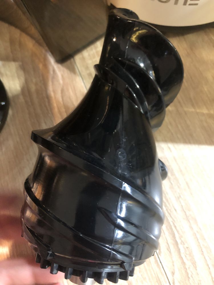 Wyciskarka wolnoobrotowa Gotie Gsj-630