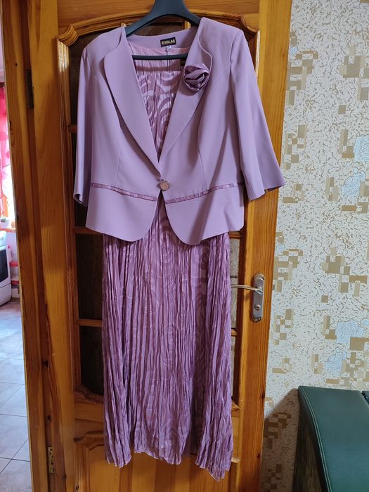 Женский костюм 54 размер,платье жатка,пиджак пр-во Польша