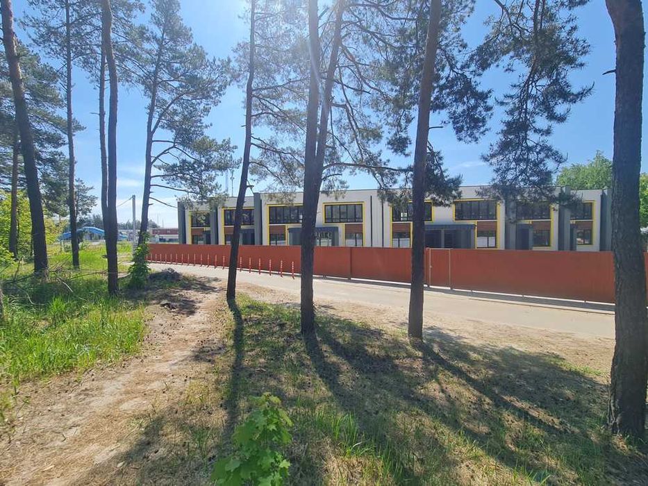 Таунхаус в лісі (р-н Сільпо), 144 м², 4 кім., закрита територія