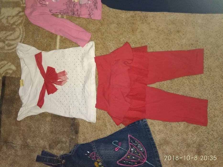 Пакет одягу(костюм,сарафан,шапка, жилетка,кофта,гольф,лосіни)