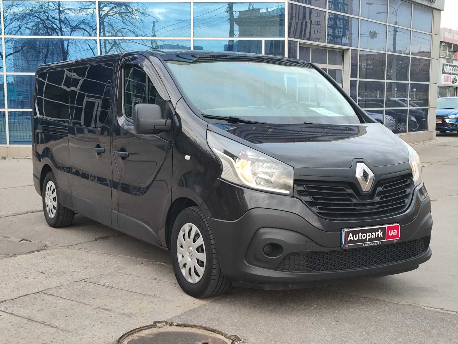 Продам Renault Trafic пасс. 2015р. #42782