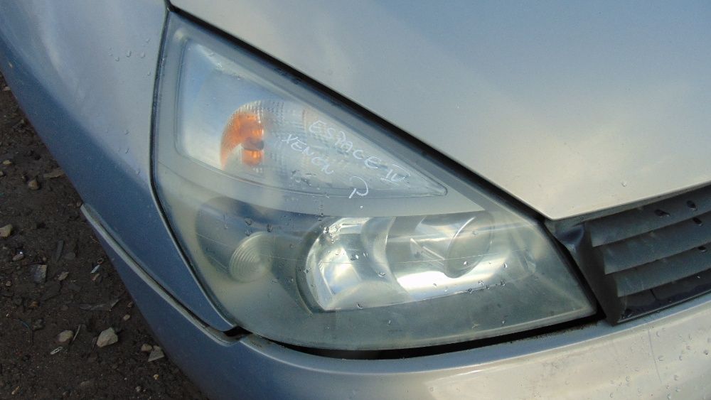 Gru33 Renault Espace IV lampa przednia prawa xenon