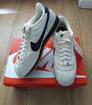 Sneakersy NIKE Cortez TXT, r. 44. Wkładka 28,5 cm.