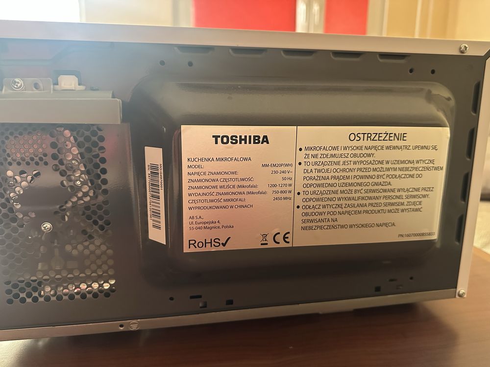 Kuchenka mikrofalowa Toshiba MM-EM20P(WH) – 800W