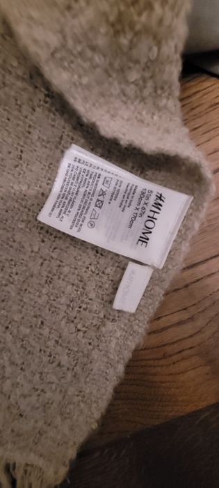 Poduszka poszewka dekoracje koc hm Kare design jysk