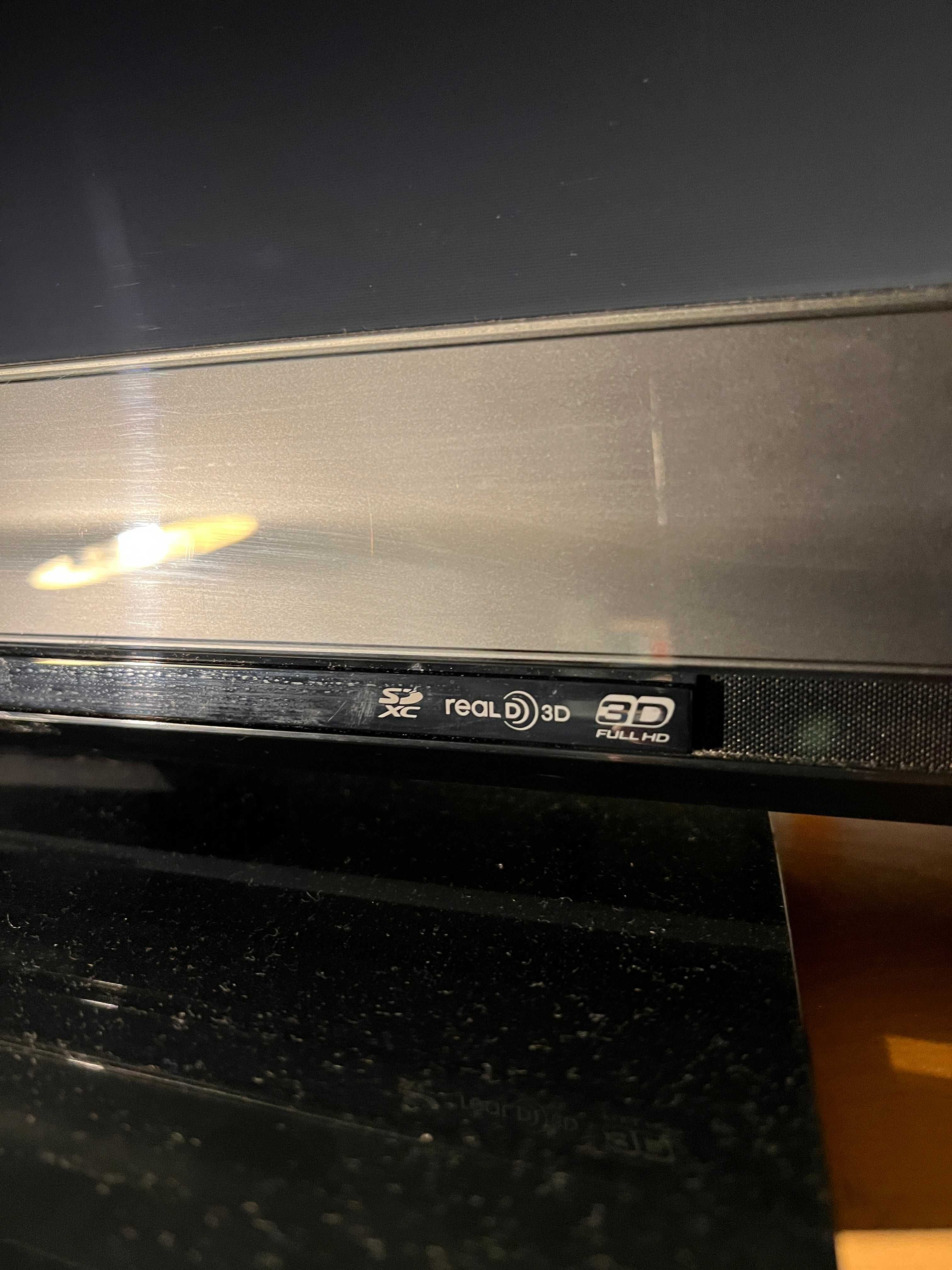 Enorme TV Panasonic TX-p42st30e VIERA 3D Plasma (televisão antiga)