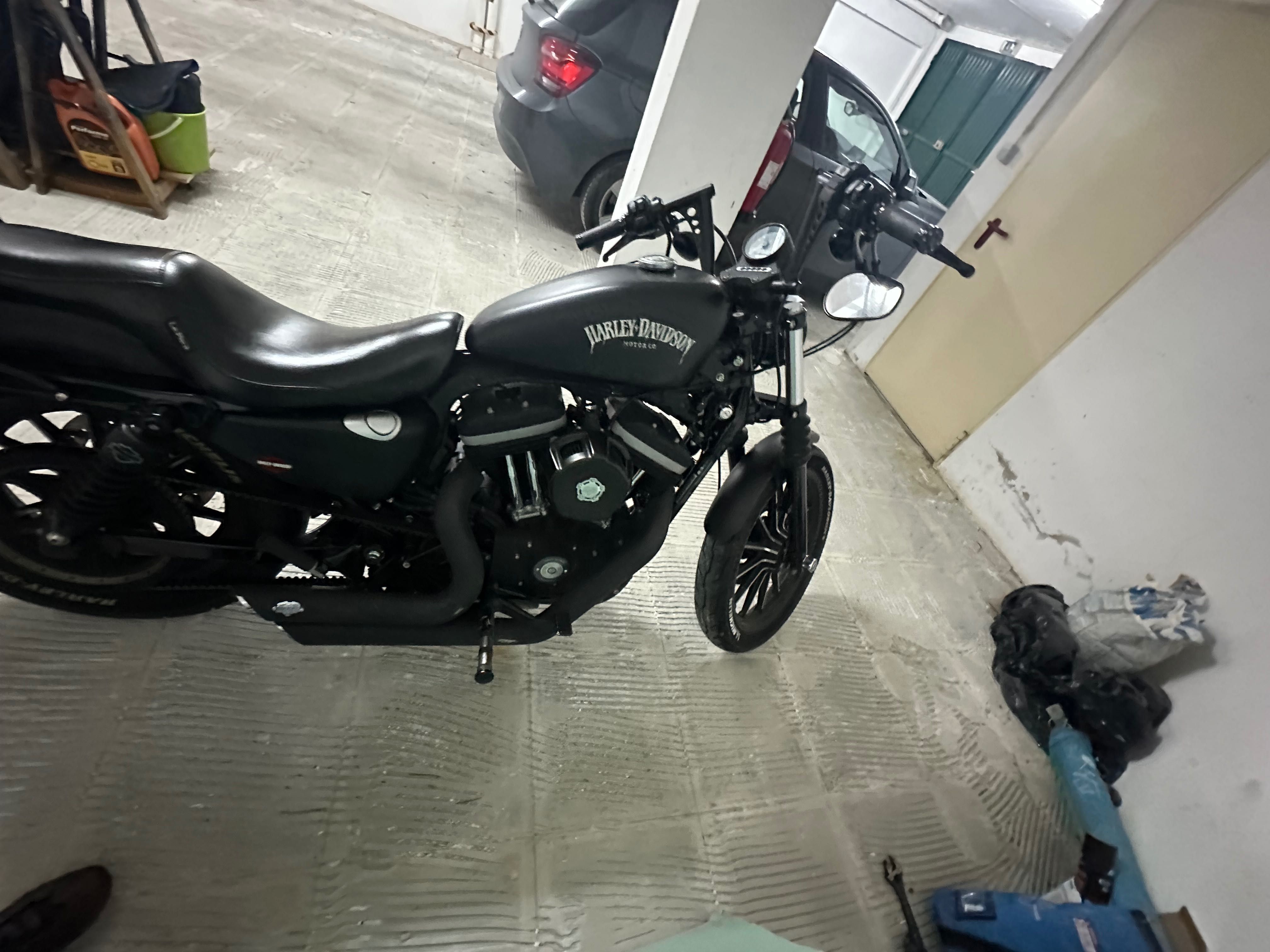 Harley Davidson 883 Sportster