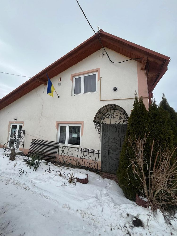 Оренда комерційного приміщення с.Гостинцеве