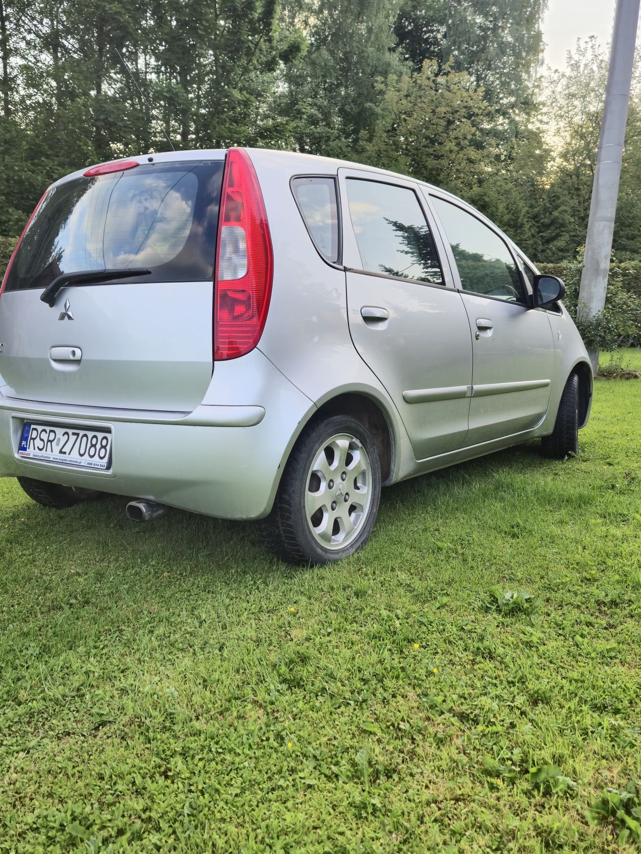 Sprzedam mitsubishi Colt 1.3 b