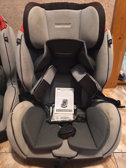 Автокрісла дитячі 
+1
Це дитяче автокрісло Foppapedretti Dinamyk 9-36.