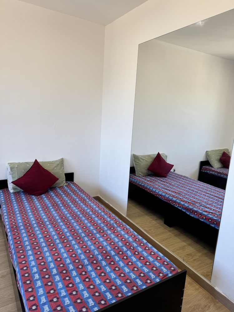 Quarto Para Arrendar Em Vila Nova De Gaia