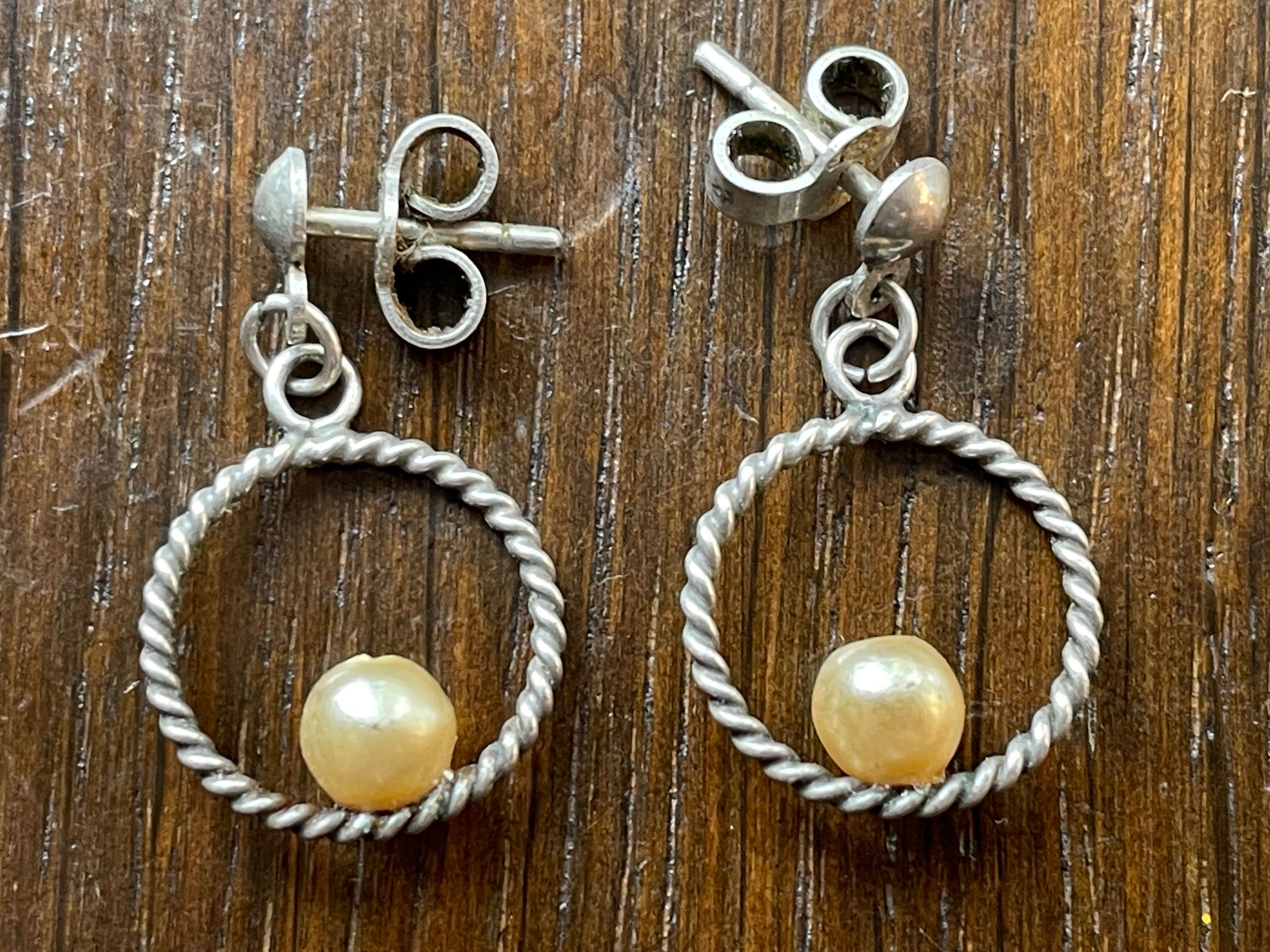 Stare srebrne kolczyki z perłami 835