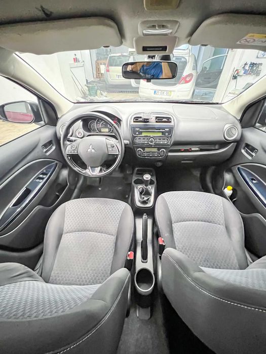 Mitsubishi Space Star 1.2 Intense Connect Edition
