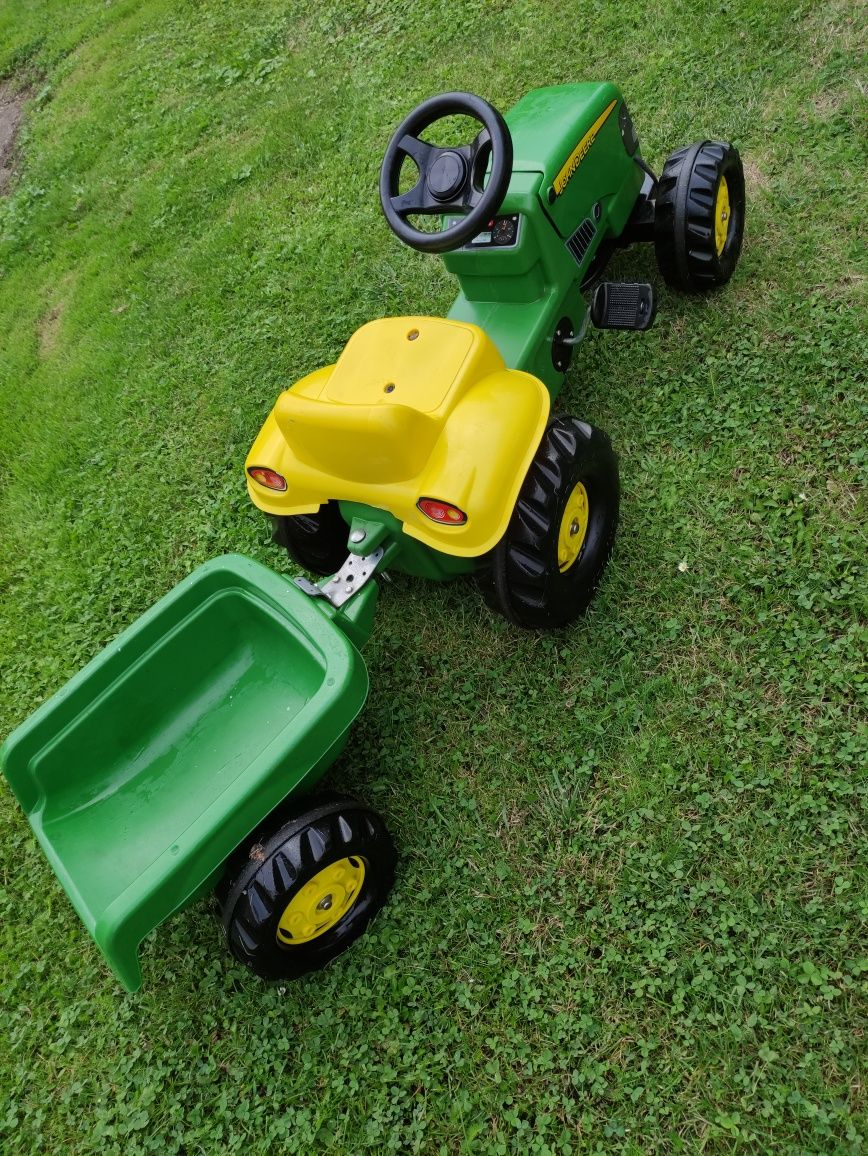 Traktorek John Deere na pedały